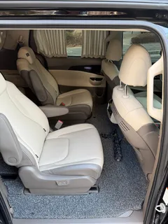 2023 Kia Carnival Gasoline 9-Seater Hi-Limousine — фото 15