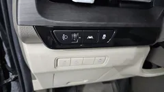 2023 Kia Carnival Diesel 9-Seater Prestige — фото 13