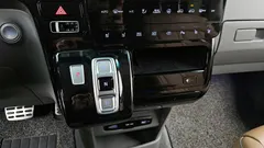 2023 Hyundai Staria 4WD Lounge 9-Seater — фото 9