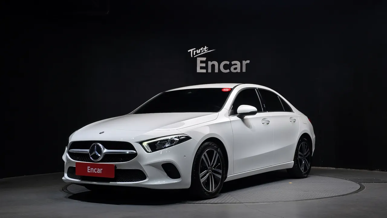 2022 Mercedes-Benz A-Class A220 Sedan