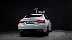 2022 Mercedes-Benz A-Class A220 Sedan, белый — фото 4