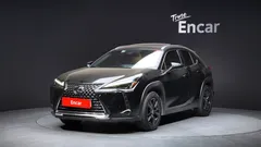 2024 Lexus UX 2.0 2WD, чёрный — фото 1