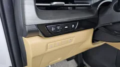 2023 Kia Carnival Diesel 9-Seater Prestige — фото 18