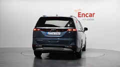 2022 Kia Carnival Diesel 9-Seater Noblesse — фото 4