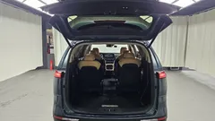 2022 Kia Carnival Diesel 9-Seater Noblesse — фото 20