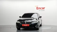 2023 BMW 5-Series 520i Luxury — фото 3