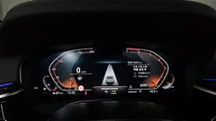 2023 BMW 5-Series 520i Luxury — фото 8