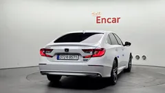 2022 Honda Accord 2.0 Hybrid Touring — фото 4