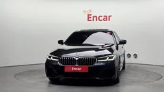 2022 BMW 5-Series 520i M Sport — фото 3