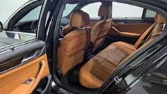 2022 BMW 5-Series 520i M Sport — фото 11