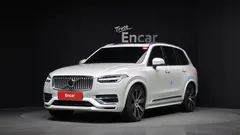 2023 Volvo XC90 T8 Ultimate Bright Hybrid — фото 1