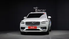 2023 Volvo XC90 T8 Ultimate Bright Hybrid — фото 3