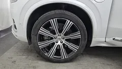2023 Volvo XC90 T8 Ultimate Bright Hybrid — фото 5