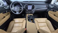 2023 Volvo XC90 T8 Ultimate Bright Hybrid — фото 7