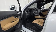 2023 Volvo XC90 T8 Ultimate Bright Hybrid — фото 10