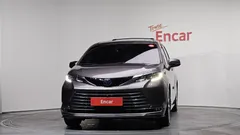 2021 Toyota Sienna 2.5 Hybrid 2WD, серый — фото 3