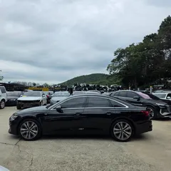2023 Audi A6 45 TFSI Quattro Premium — фото 3