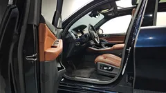 2022 BMW X5 M50i, синий — фото 10