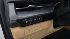 2023 Kia Carnival Diesel 9-Seater Signature — фото 13