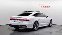 2021 Audi A7 55 TFSI Quattro Premium, белый — фото 2