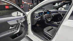 2021 Mercedes-Benz A-Class A200d Sedan, белый — фото 11