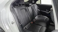 2021 Mercedes-Benz A-Class A200d Sedan, белый — фото 13