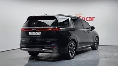 2023 Kia Carnival Gasoline 7-Seater Signature — фото 2