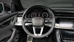 2022 Audi Q8 55 TFSI Quattro Premium — фото 13