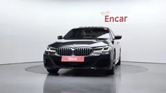2022 BMW 5-Series 530i xDrive M Sport Package — фото 3