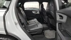 2023 Audi Q7 55 TFSI Quattro Premium — фото 12