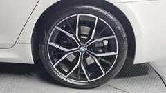 2023 BMW 5-Series 530i M Sport Package — фото 5