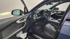 2022 Audi Q7 55 TFSI Quattro Premium — фото 10