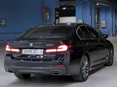 2022 BMW 5-Series 523d M Sport — фото 2