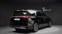2023 Kia Carnival Diesel 9-Seater Noblesse — фото 2