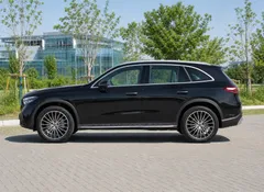 2023 Mercedes-Benz GLC-Class GLC300 4MATIC AMG Line — фото 5