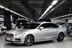 2022 Volvo S90 B6 AWD Inscription — фото 3