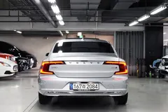 2022 Volvo S90 B6 AWD Inscription — фото 5