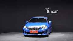 2022 BMW 1-Series 120i M Sports — фото 3