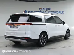2023 Kia Carnival Diesel 9-Seater Prestige — фото 2