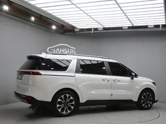 2023 Kia Carnival Diesel 9-Seater Prestige — фото 4