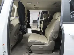2023 Kia Carnival Diesel 9-Seater Prestige — фото 10