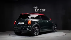 2022 Mini Cooper JCW — фото 2