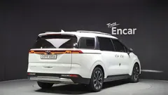2022 Kia Carnival Diesel 9-Seater Noblesse — фото 2