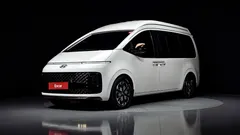 2023 Hyundai Staria 4WD Lounge 9-Seater — фото 1
