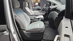 2023 Hyundai Staria 4WD Lounge 9-Seater — фото 10
