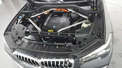 2021 BMW X5 xDrive 45e xLine, серый — фото 6