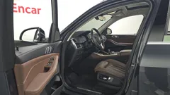 2021 BMW X5 xDrive 45e xLine, серый — фото 10