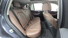 2021 BMW X5 xDrive 45e xLine, серый — фото 12