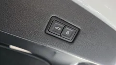 2022 Audi A7 55 TFSI Quattro Premium, белый — фото 18