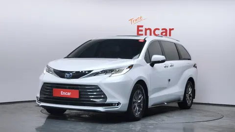 2023 Toyota Sienna 2.5 Hybrid AWD